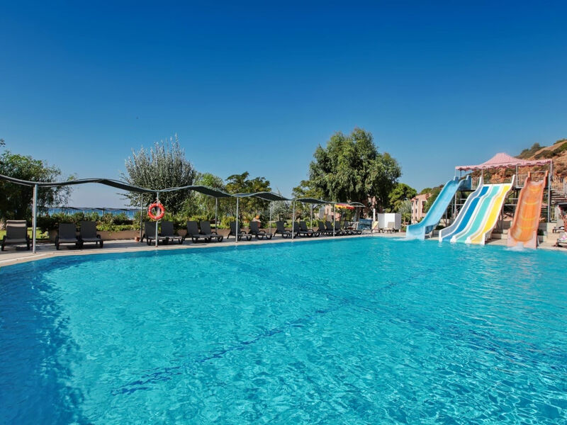 Club Yali Resort