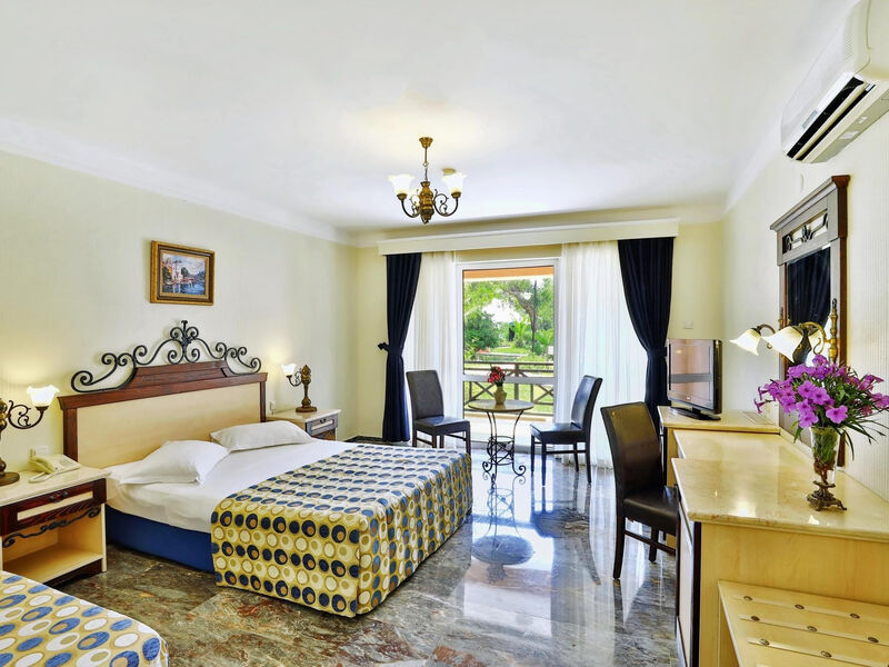 Club Yali Resort