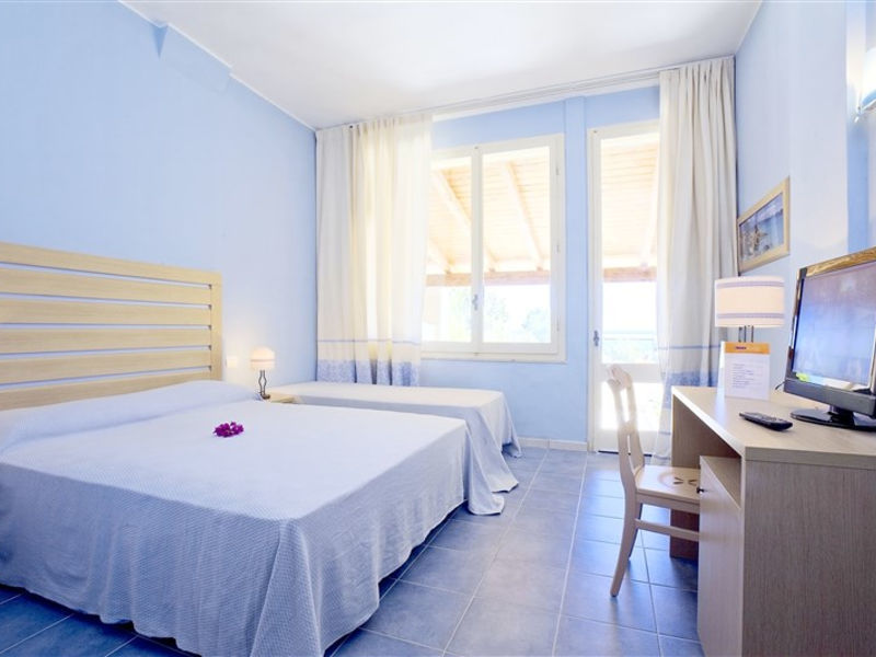 Cala Della Torre Resort