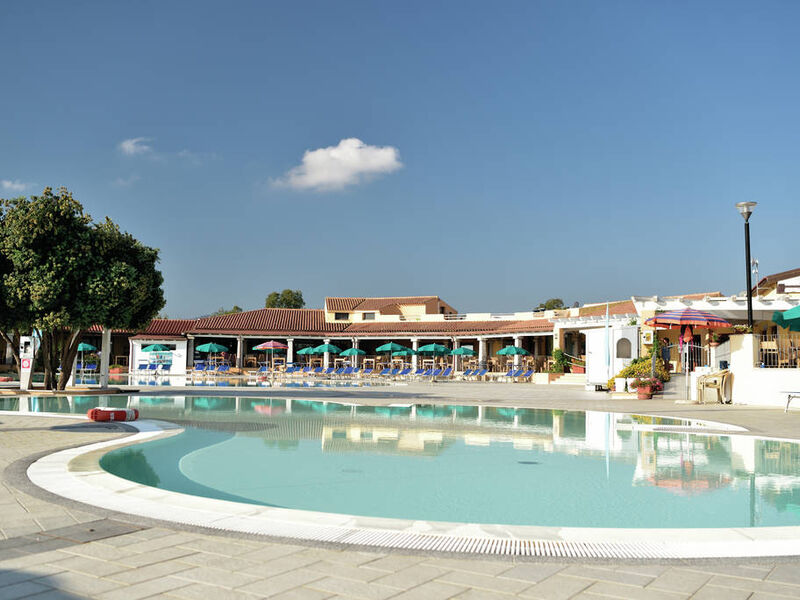 Cala Fiorita Family Resort