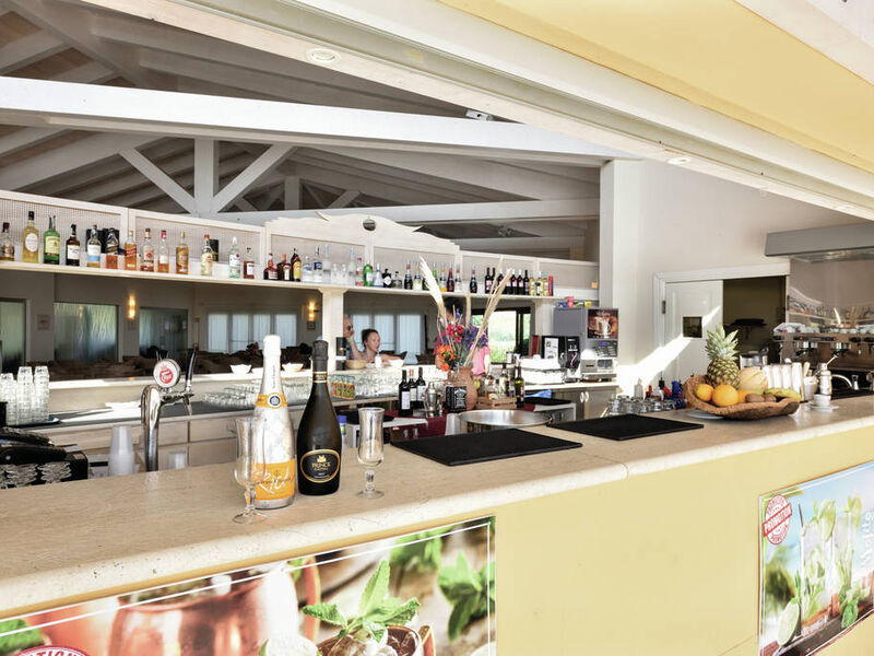 Cala Fiorita Family Resort