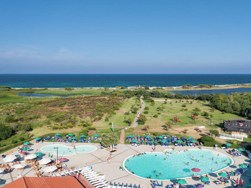Cala Fiorita Family Resort