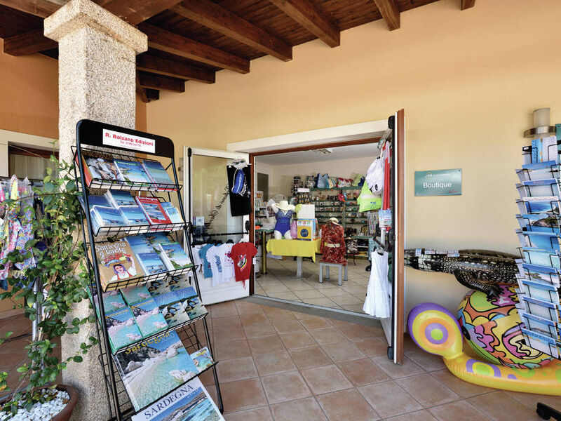 Cala Fiorita Family Resort