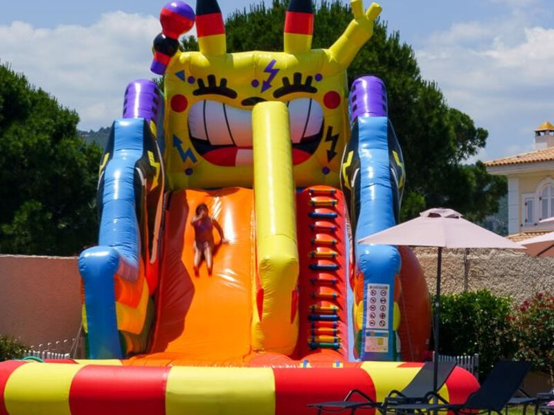 Calamos Beach Family Club