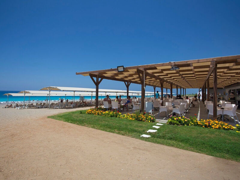 Calido Maris Beach