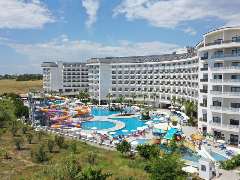 Calido Maris Beach