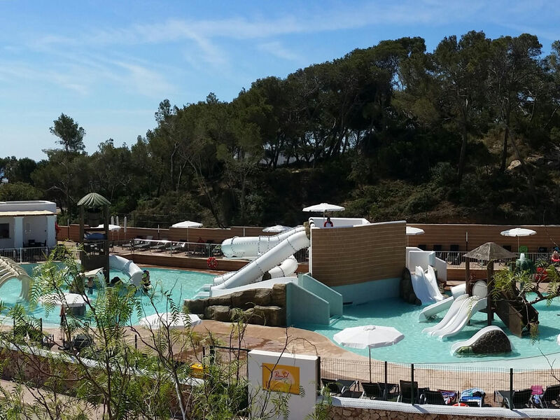 Calimera Fido Gardens
