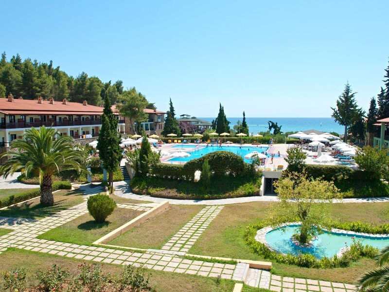Simantro Beach
