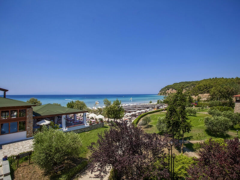 Simantro Beach