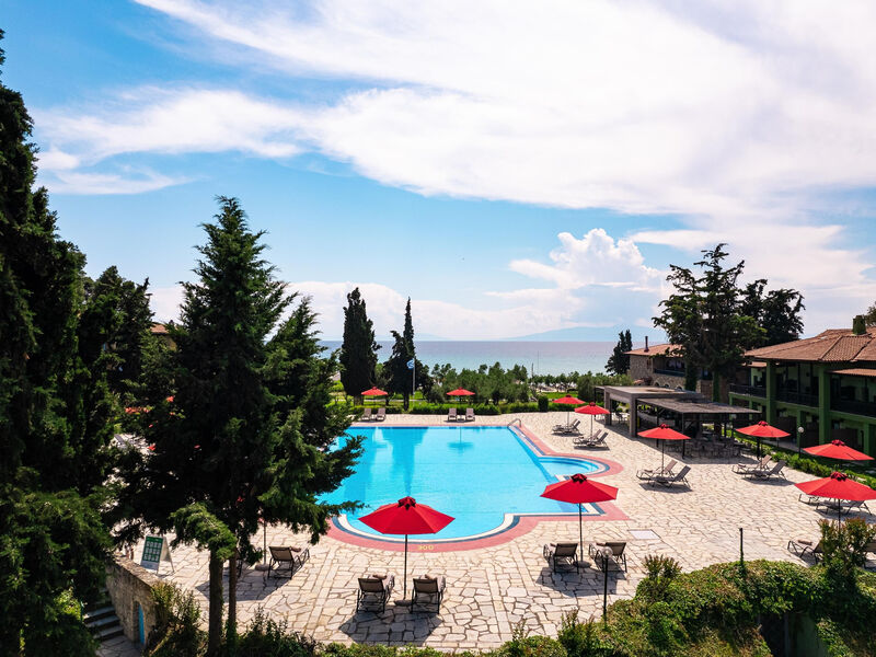 Simantro Beach