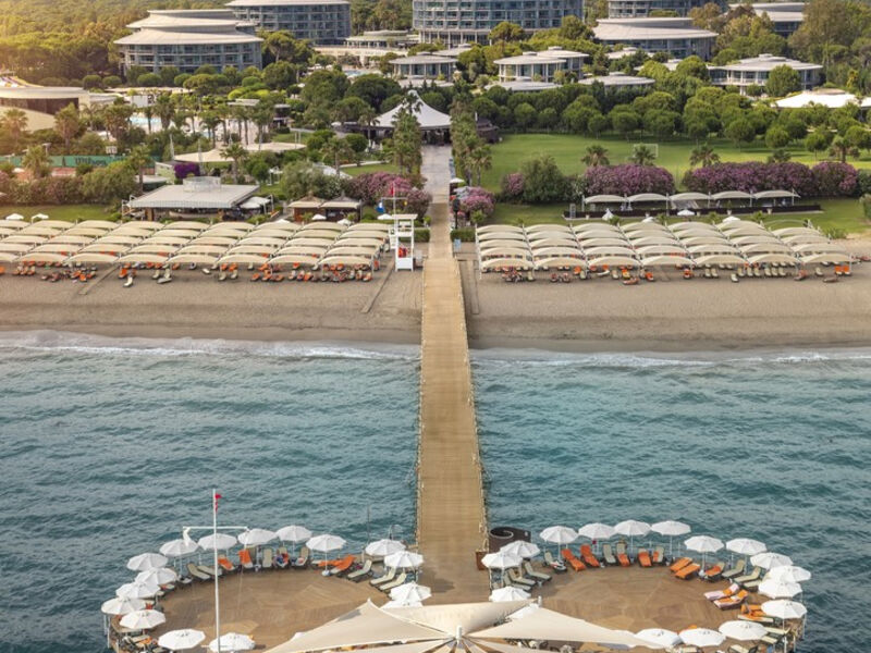 Calista Luxury Resort