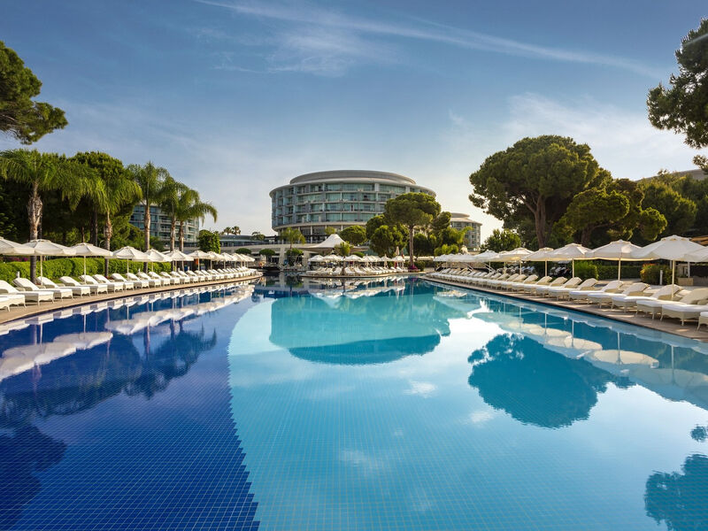 Calista Luxury Resort