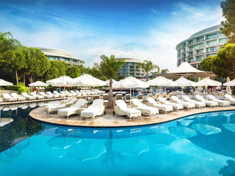 Calista Luxury Resort
