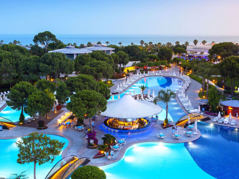 Calista Luxury Resort