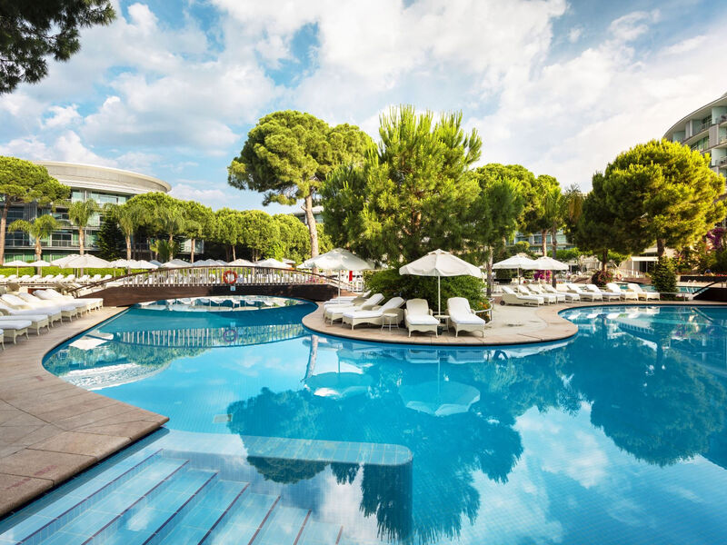 Calista Luxury Resort