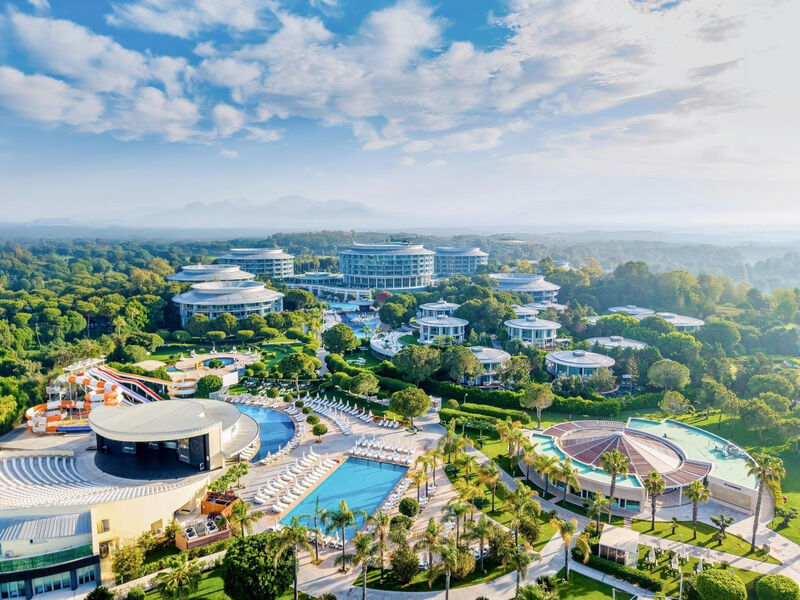 Calista Luxury Resort