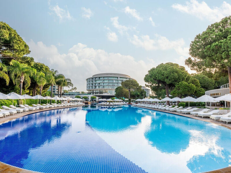 Calista Luxury Resort