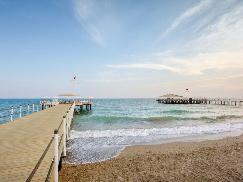 Calista Luxury Resort