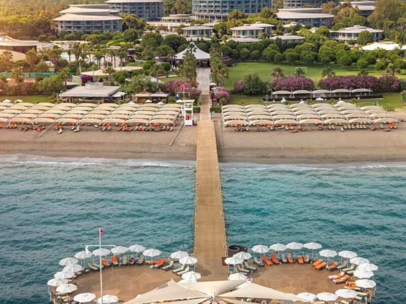 Calista Luxury Resort