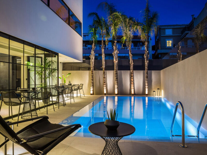 Canale Hotel & Suites