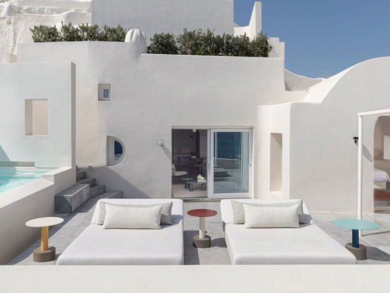Canaves Oia Suites