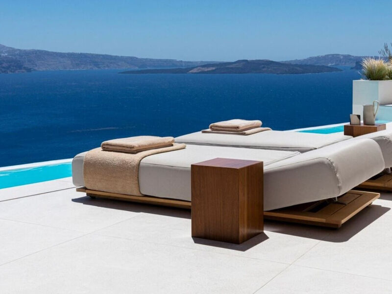 Canaves Oia Suites