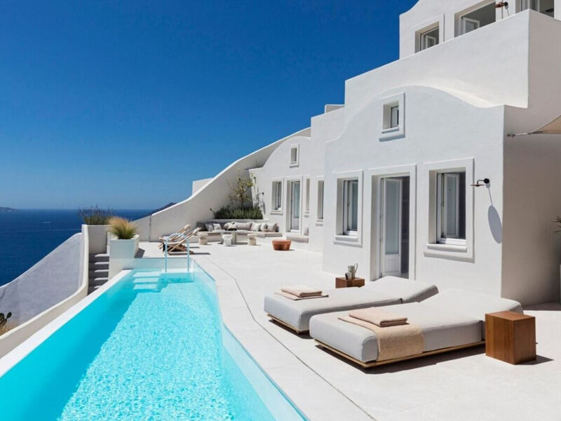 Canaves Oia Suites