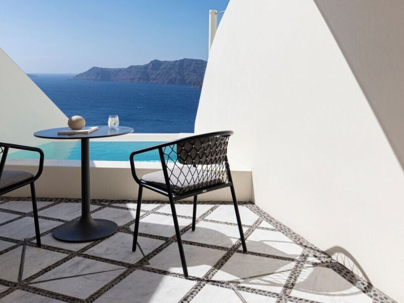 Canaves Oia Suites