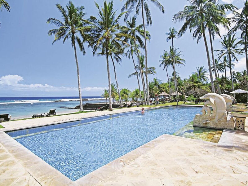 Candi Beach Resort & Spa