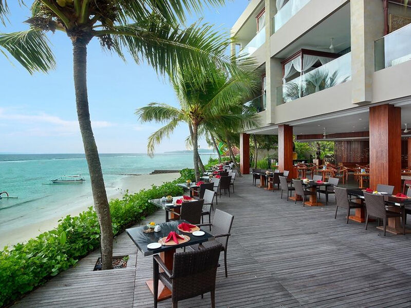 Candi Beach Resort & Spa