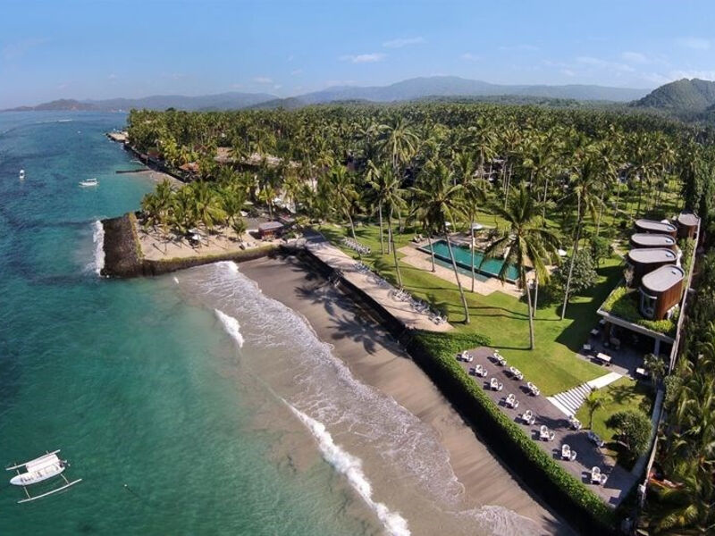 Candi Beach Resort