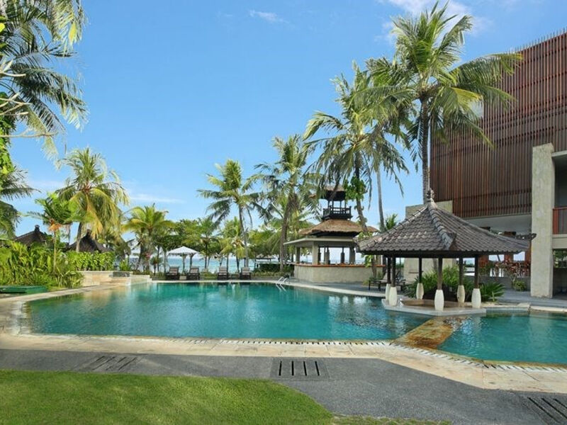 Candi Beach Resort