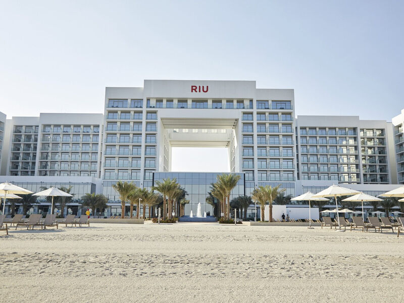 Candi Beach Resort & Spa