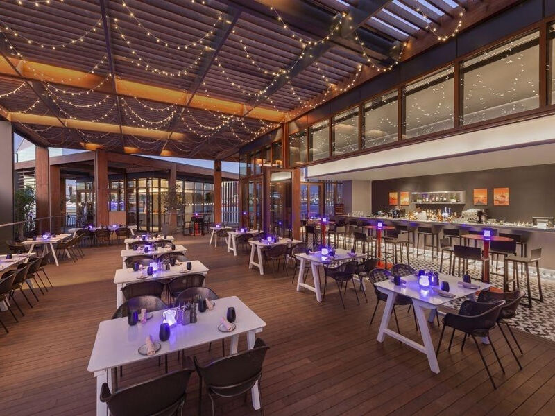Canopy by Hilton Dubai Al Seef
