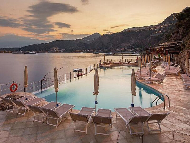 UNAHOTELS Capotaormina