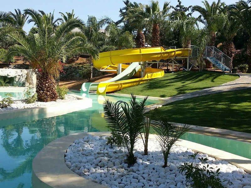 Capsis Out Of The Blue Resort