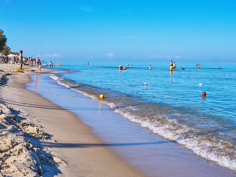 Caravia Beach & Bungalows