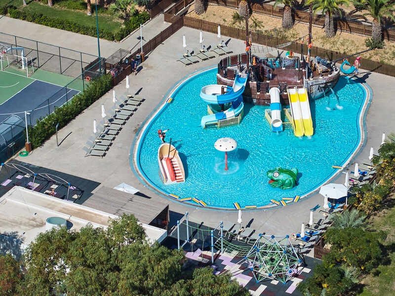Caravia Beach & Bungalows