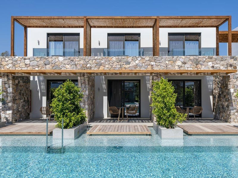 Caravia Beach Suites