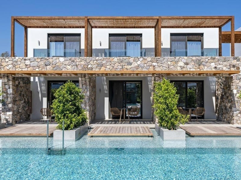 Caravia Beach Suites