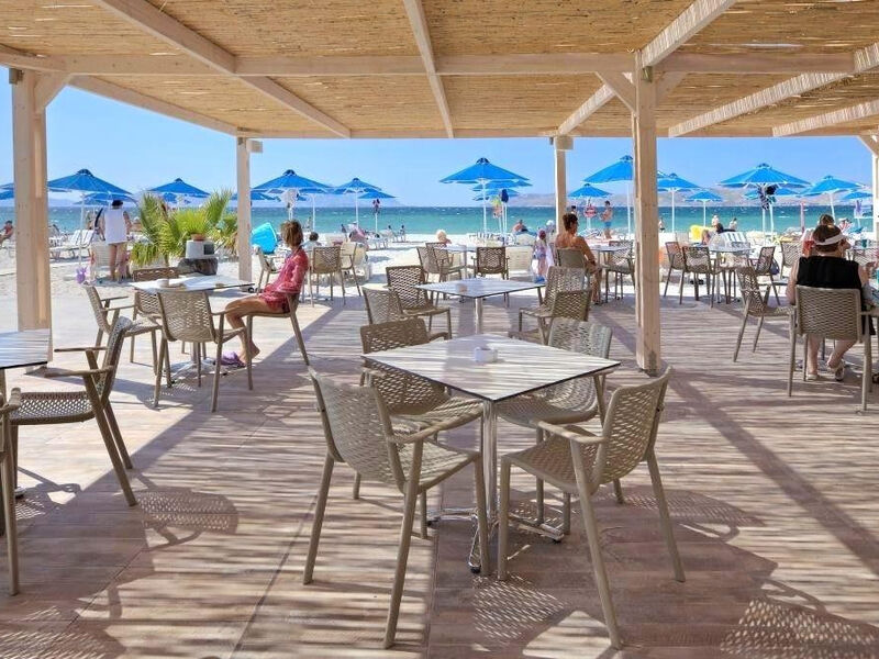 Caravia Beach Suites
