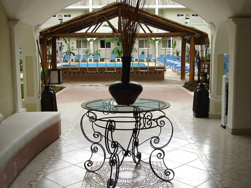 Carmen Inn