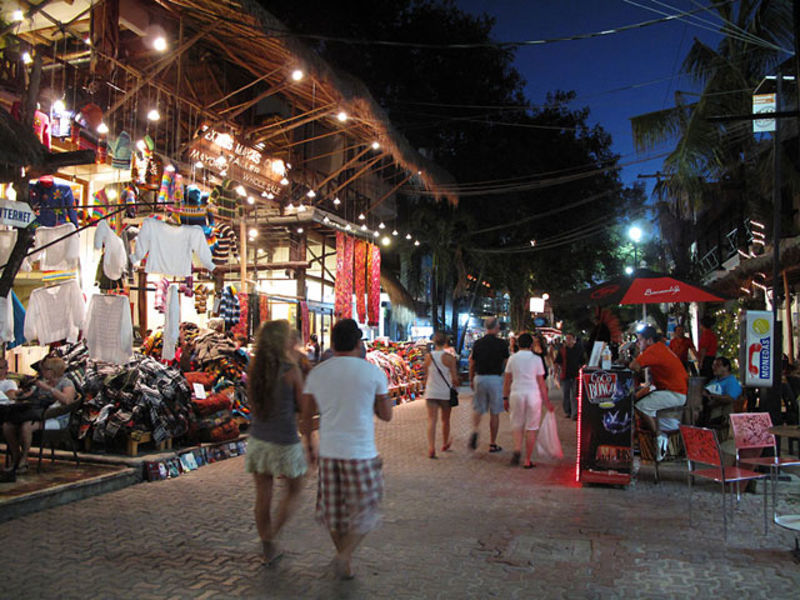 Carmen Inn