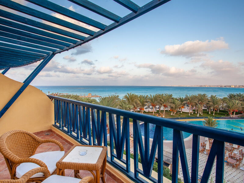 Carols Beau Rivage