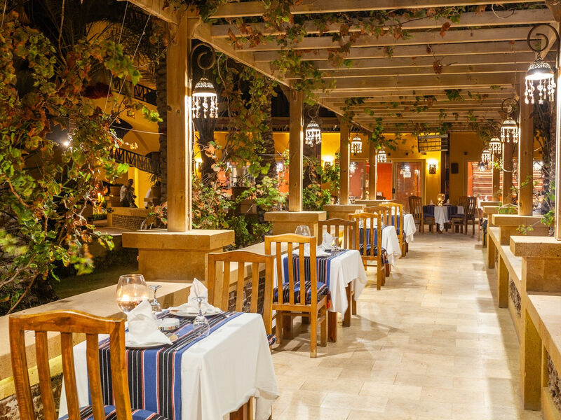 Carols Beau Rivage