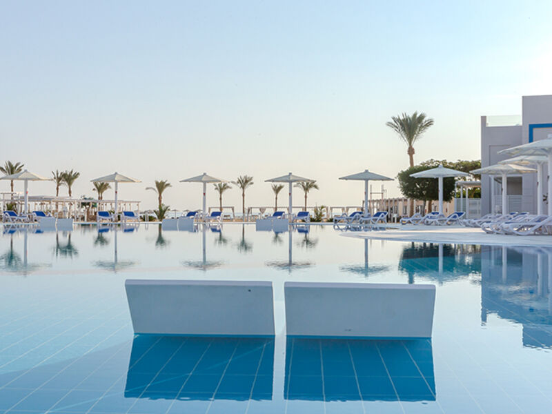 Casa Blue Beach Resort
