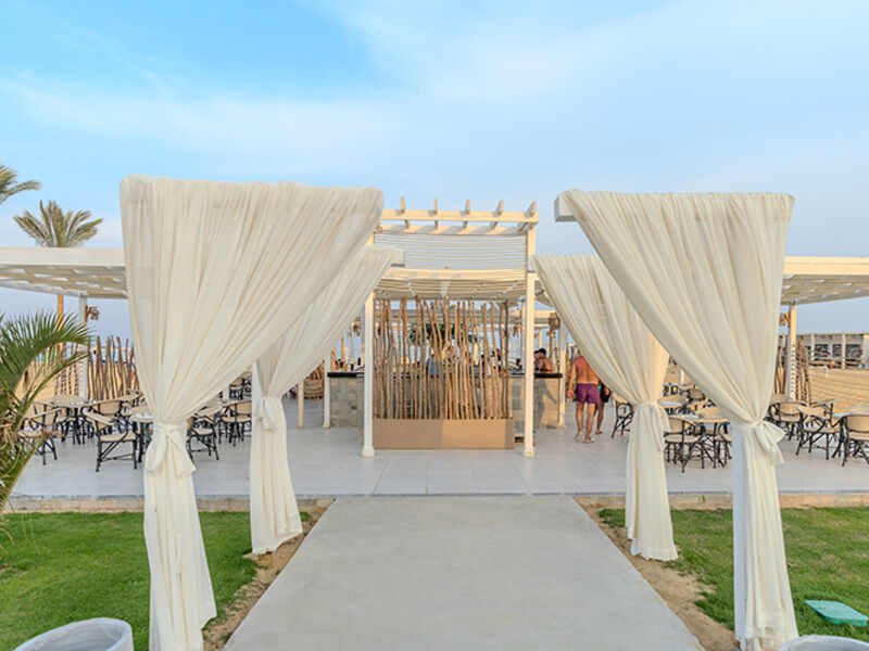Casa Blue Beach Resort