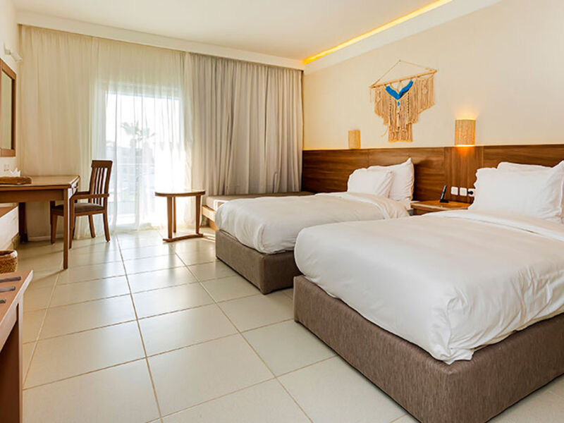 Casa Blue Beach Resort