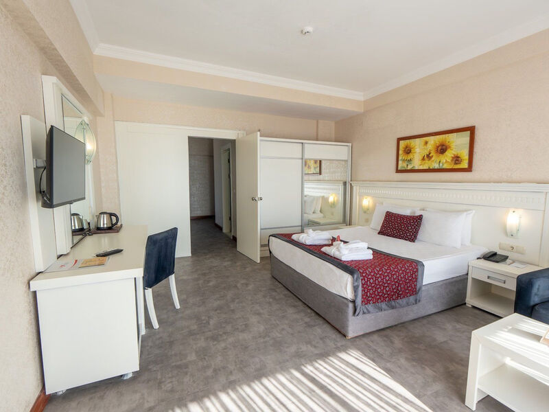 Casa Fora Beach Resort
