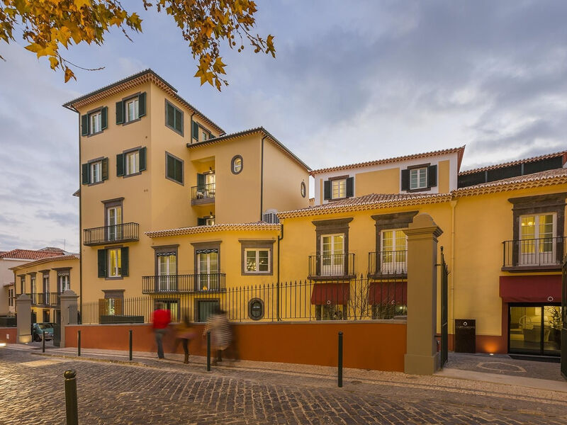 Castanheiro Boutique